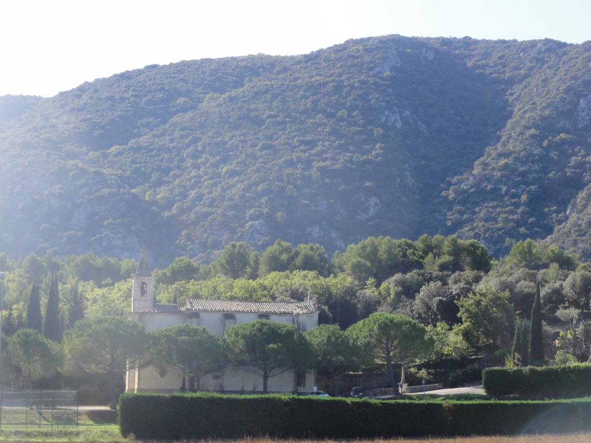 Gite le bagnol un coin de paradis Maubec  Esterno foto